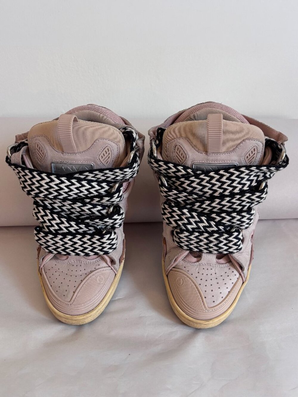 Lanvin Curb Sneakers Vintage Pink EU 39 US 8 + Box & Dust Bags